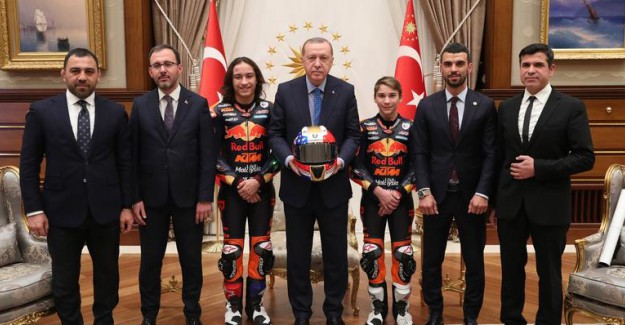 Cumhurbaşkanı Recep Tayyip Erdoğan'a Sürpriz Hediye 