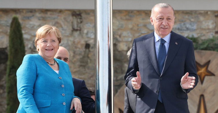 Cumhurbaşkanı ve Merkel’den Mülteci Sorununa İlişkin Kritik Açıklamalar