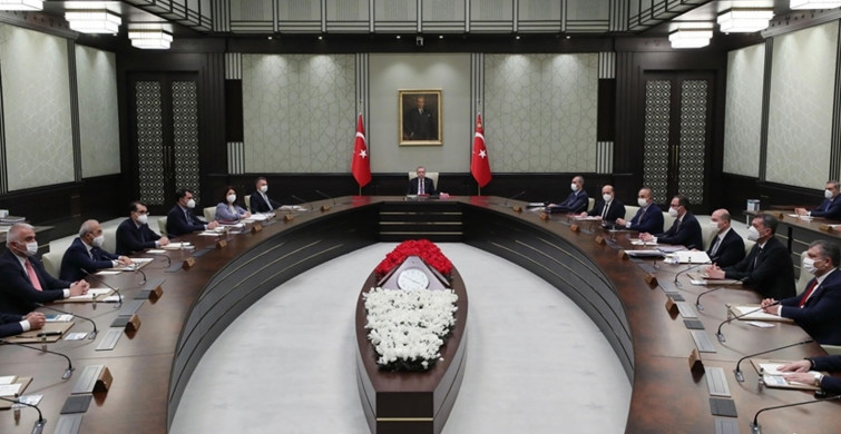 Cumhurbaşkanlığı Kabinesi, Başkan Erdoğan Başkanlığında Toplanıyor! Masada 4 Kritik Konu Var