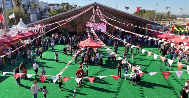 Cumhuriyet Panayırı Eğlencesi Hatay, Kahramanmaraş ve Adıyaman'da Başladı