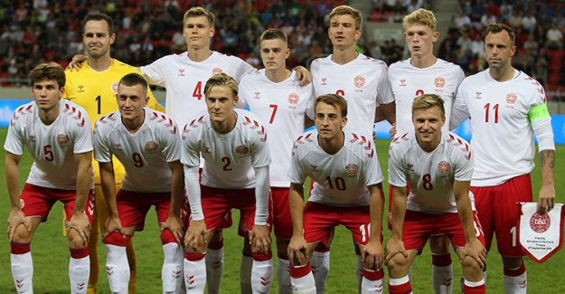 Danimarka, Slovakya Karşısına Futsal Takımıyla Çıktı!
