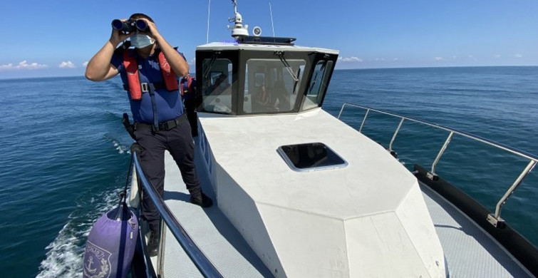 Deniz Polisi Ekipleri Selde Kaybolanları Karadeniz'de Arıyor!