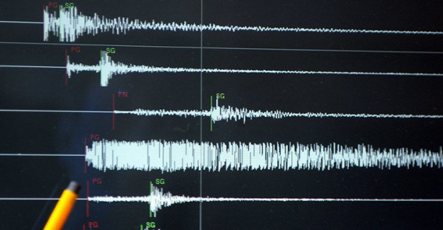 Deprem Sonrası Tsunami Uyarısı Verildi