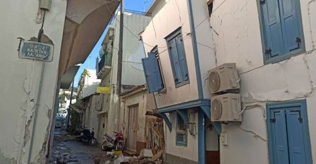 Deprem Yunanistan'ı Da Etkiledi! 2 Kişi Öldü
