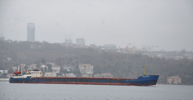 Dev Gemiler İstanbul Boğazı'nda