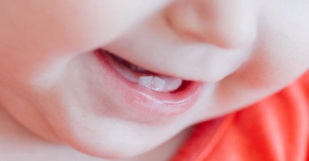 Diş Çıkarma Döneminde Bebek Nasıl Rahatlatılır?
