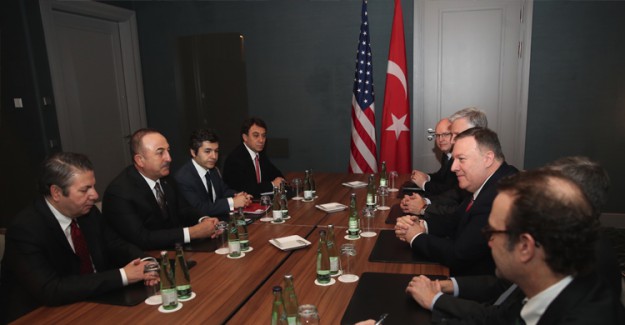 Dışişleri Bakanı Çavuşoğlu ABD'li Mevkidaşı Pompeo İle Bir Araya Geldi