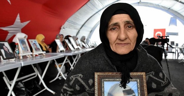 Diyarbakır Annelerinden Koç: Kızım Askerimize, Devletimize Teslim Ol