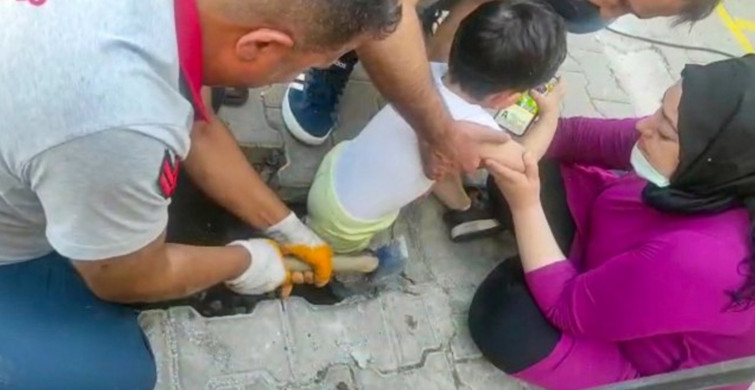 Diyarbakır’da Bacağı Sıkışan Çocuğa İtfaiye Ekipleri Yetişti
