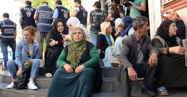 Diyarbakır’da Direnen Anneleri Tehdit Edenlere Soruşturma