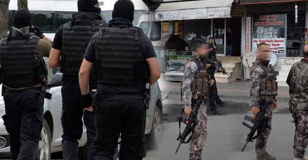Diyarbakır'ı Karıştıran Olay!  2 Polis Bıçaklandı 