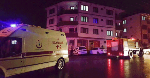 Düzce'de Sevgililer Günü Sürprizi Yapmaya Çalışan 2 Genç Hastanelik Oldu