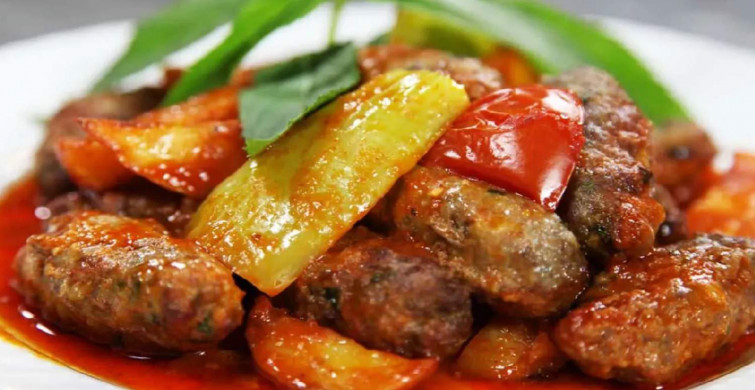Ege mutfağının incilerinden: En lezzetli ve pratik İzmir köfte nasıl yapılır? İzmir Köfte malzemeleri ve pratik tarifi