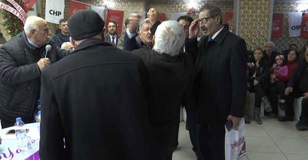 Elazığ'da CHP Kongresinde Yumruklu Kavga