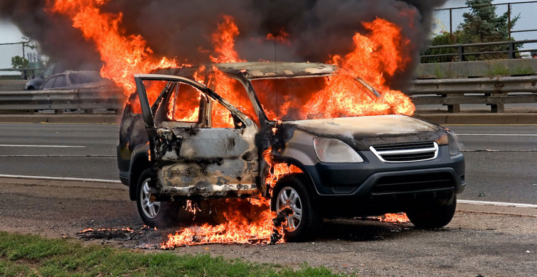Elektrikli araçlarda neden yangın çıkıyor? İşte cevabı…