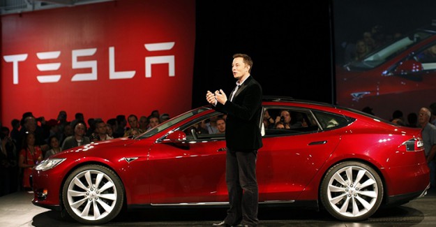Elon Musk'ın CEO'su Olduğu Tesla İşe Alım Ekibinin Yarısını İşten Çıkardı