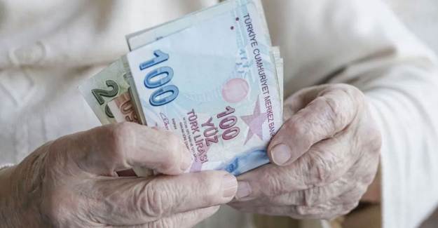 Emeklilere 11 Milyar Lira Bayram İkramiyesi