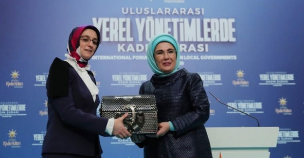 Emine Erdoğan: İnsanın İçindeki Şiddet Eğiliminin Terbiye Yeri de Yine Ailedir