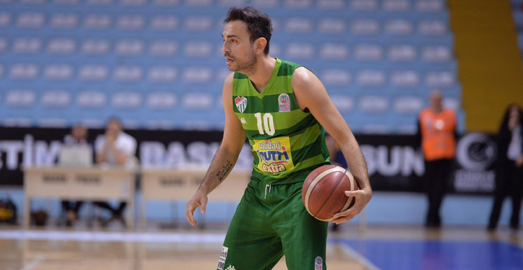 Ender Arslan Basketbola Veda Ediyor