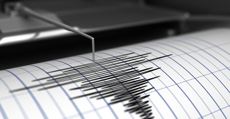 Endonezya'da 6,5'lik Deprem