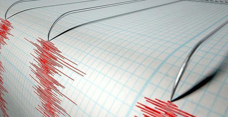 Endonezya'da 7,3 Büyüklüğünde Korkutan Deprem!