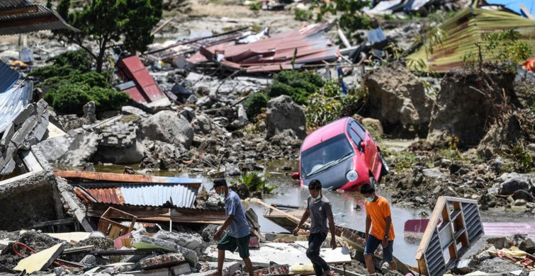 Endonezya’daki depremde can kaybı 268'e yükseldi