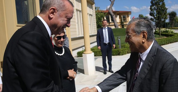Erdoğan, Mahathir İle Kahvaltıda Bir Araya Geldi