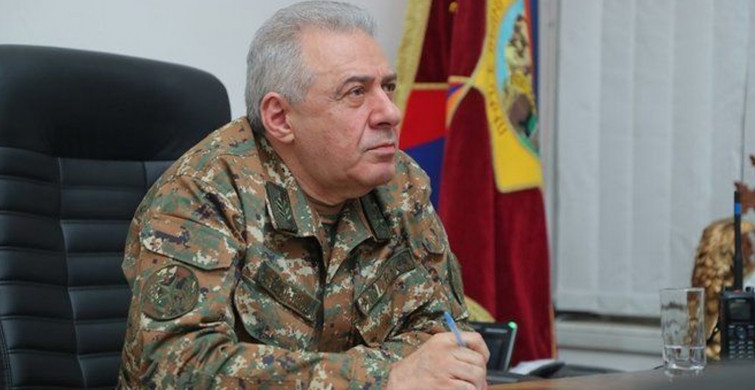 Ermenistan Savunma Bakanı Vagharshak Harutyunyan İstifa Etti