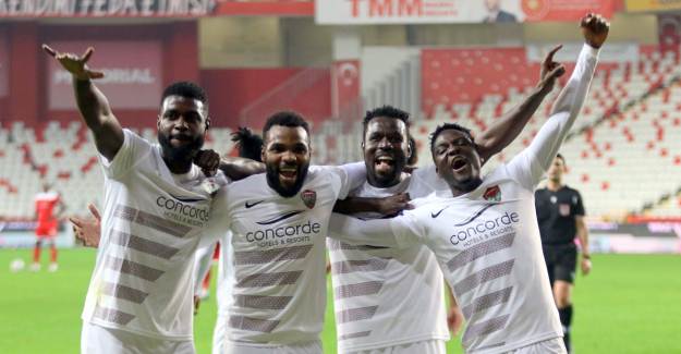 Erteleme Maçında Antalya Deplasmanında Hatayspor Resitali!