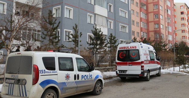 Erzurum'da Bir Binanın Penceresinden Düşen Kadın Öldü