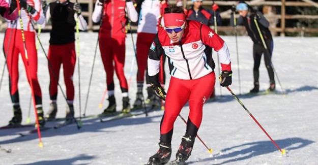 Erzurum'da "Özel Sporcular Türkiye Kayak Şampiyonası"
