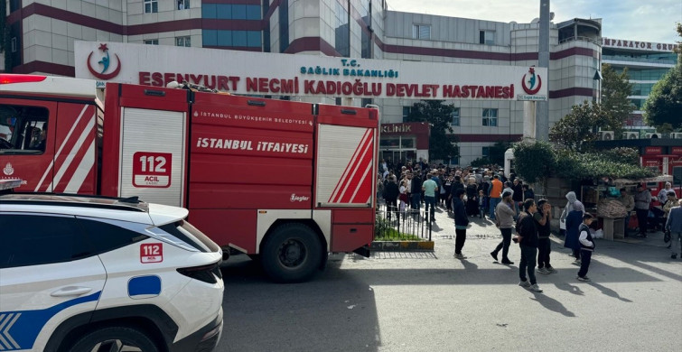 Esenyurt'ta Devlet Hastanesi'ndeki Yangın Kontrol Altına Alındı