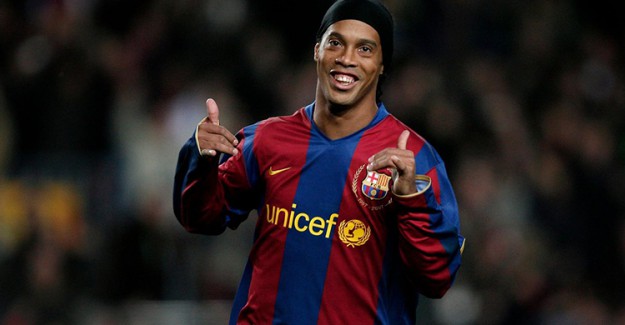Eski Futbolcu Ronaldinho'nun Evine Haciz