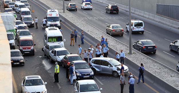 Eskişehir'de Zincirleme Trafik Kazası