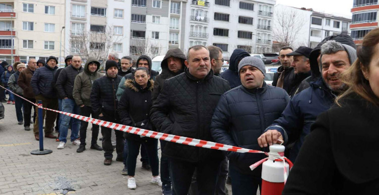 EYT çıkış ve giriş işlemleri yoğunlaştı: 30 günlük süre detayı dikkat çekti