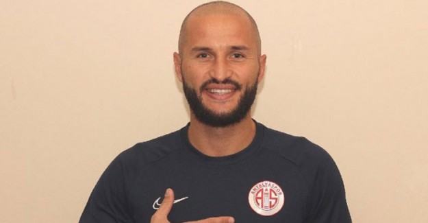 Fedor Kudryashov Resmen Antalyaspor'da