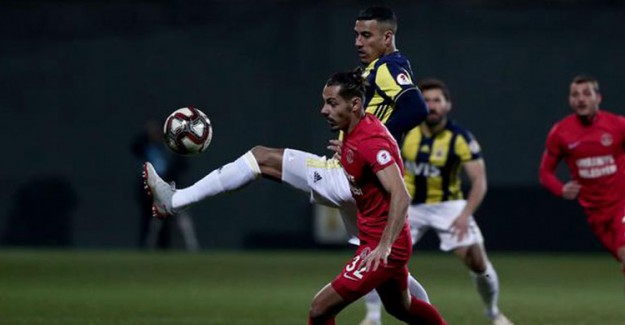 Fenerbahçe - Ümraniyespor Maçında 11'ler Açıklandı