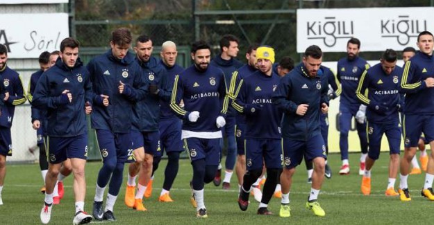 Fenerbahçe'de Alanyaspor Maçının Hazırlıkları Sürüyor!