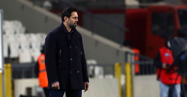 Fenerbahçe'de Başakşehir Maçı Öncesi Eksikler Erol Hoca'yı Zorluyor
