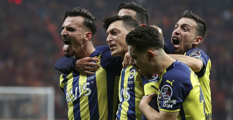 Fenerbahçe'de Olympiakos Maçı Öncesi Mesut Özil Sakatlandı!
