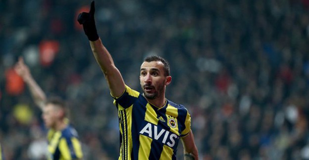 Fenerbahçeli Mehmet Topal Başakşehir Kadrosundan Çıkarıldı