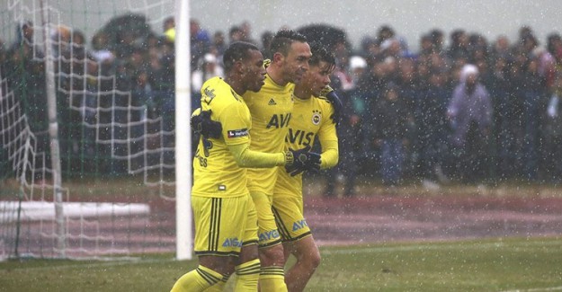Fenerbahçeli Oyunculardan Van'daki Çığ Felaketi Hakkında Açıklama