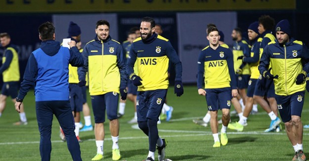 Fenerbahçe'nin Kayserispor Maçı Kadrosu Açıklandı!