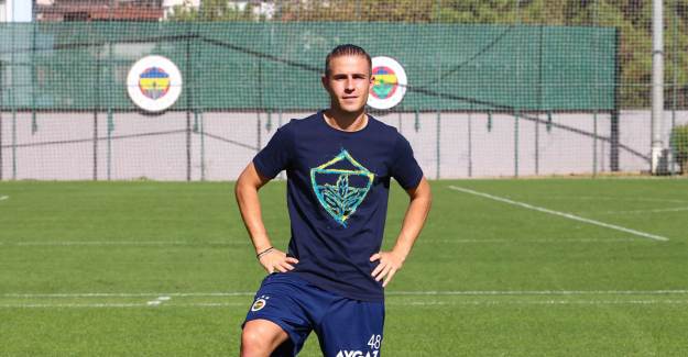 Fenerbahçe'nin Yeni Transferi Dimitris Pelkas Soruları Yanıtladı