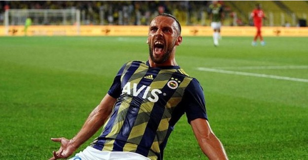 Fenerbahçe'ye Vedat Muriqi'den Kötü Haber Premier Lig Yolcusu
