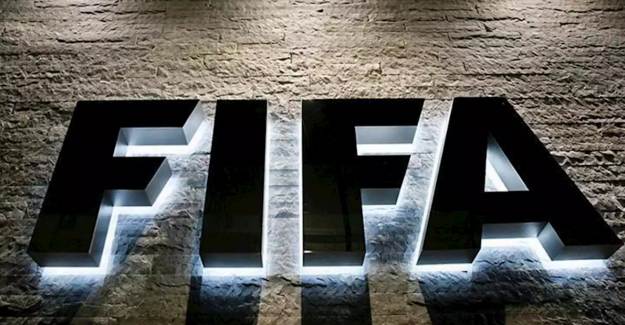 FIFA'dan CAF Başkanına 5 Yıl Men Cezası!