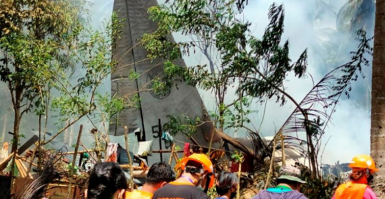 Filipinler'de Uçak Düştü: En Az 29 Ölü