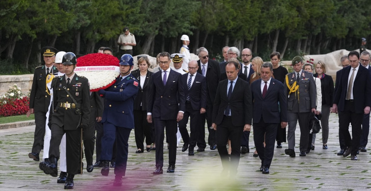 Finlandiya Cumhurbaşkanı Stubb Anıtkabir'i Ziyaret Etti