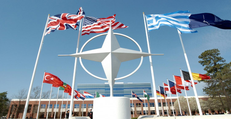 Finlandiya ve İsveç NATO üyelik başvurusunu gerçekleştirdi! Türkiye başvuruları veto etti!