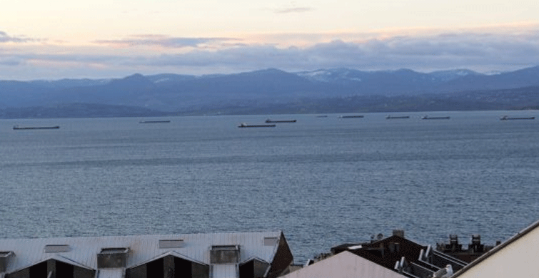 Fırtına İkazıyla Gemiler Sinop Limanına Sığındı